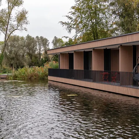 Aux Etangs - 14 Personnes